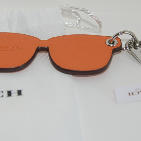 NWT COACH ORANGE POP ART SUNGLASSES KEYCHA… - Picture 6 of 7